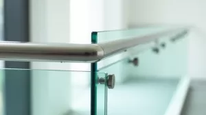 Jaka grubość szkła na balustradę