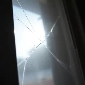 Koszt wymiany szyby w oknie plastikowym