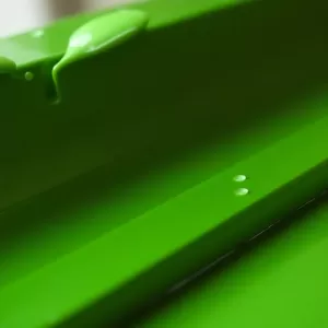 Jak naprawić zawias w oknie plastikowym